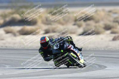 media/Dec-07-2025-CVMA (Sun) [[3e7d2de5dc]]/Race 10-Formula 40 Open/